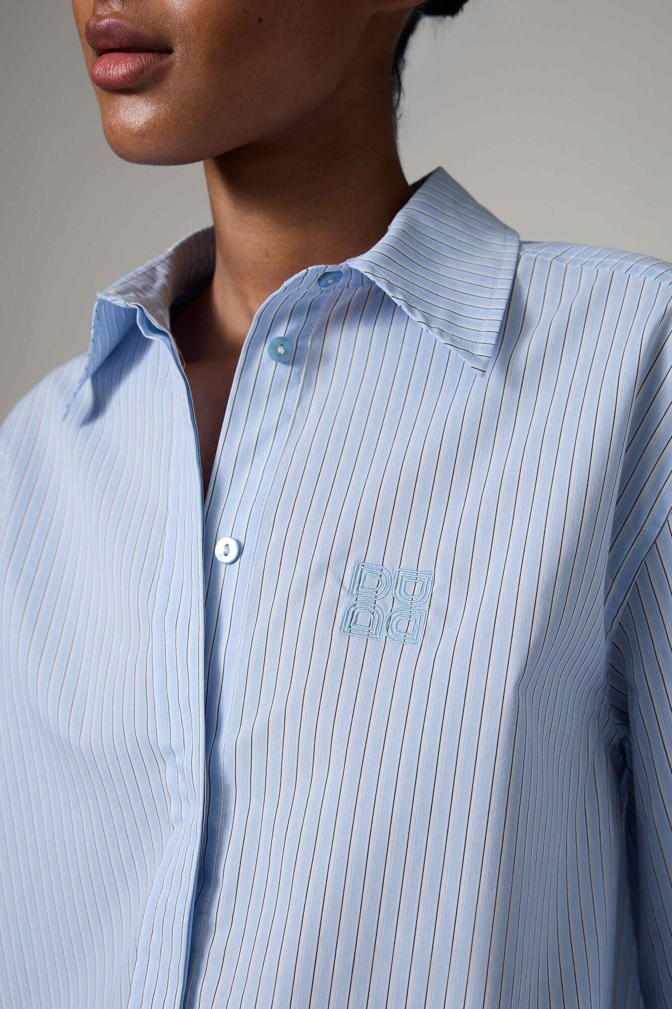 Zoe Daylounge Stripe skjorte - Chambray Blue